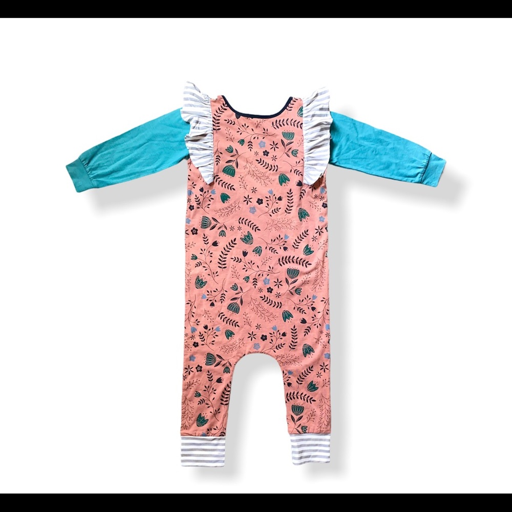 Like new Rags toddler Romper